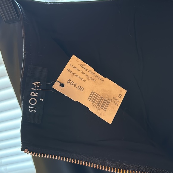 Vegan Leather Skater or Tennis Skirt - Picture 3 of 3